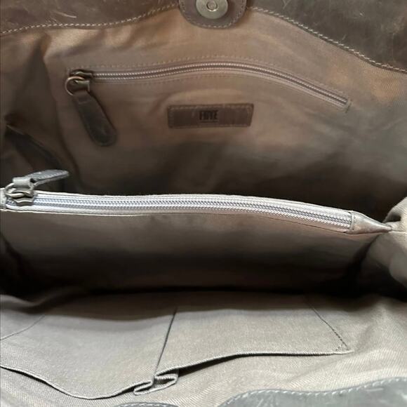 Frye Leather Distressed Melissa Tote Bag Carbon - Picture 3 of 3